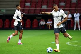 期待她们在 期待她们在